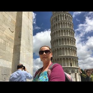 Meet your Posher, April